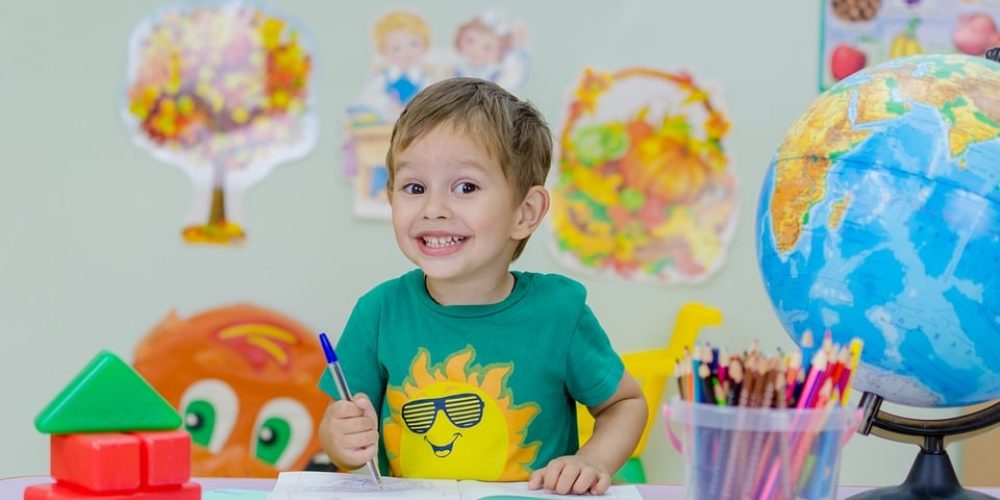 5 razloga zašto je bitno da upišete dete u školu stranih jezika od malih nogu